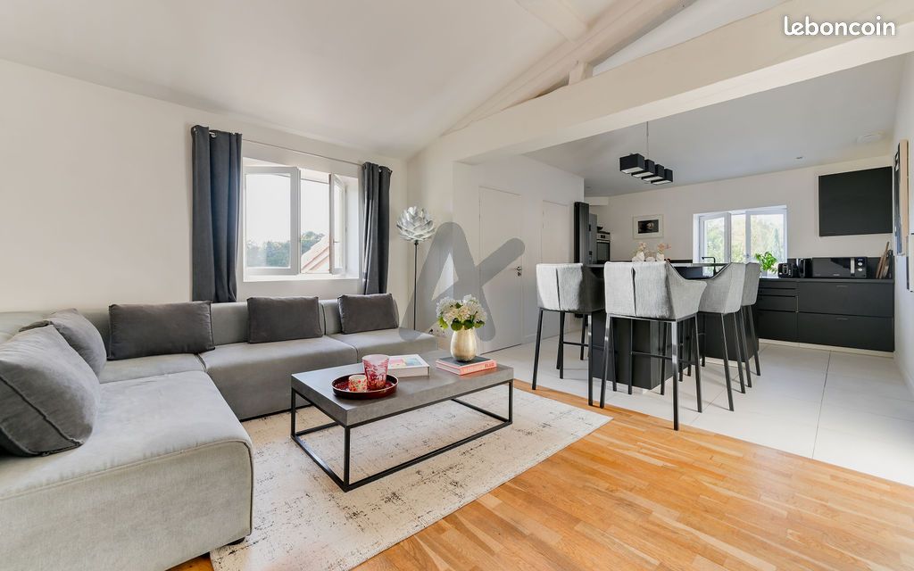 Appartement 3 pièces 70 m² · à Saint-Didier-au-Mont-d'Or · 70 m² · 330 000 €