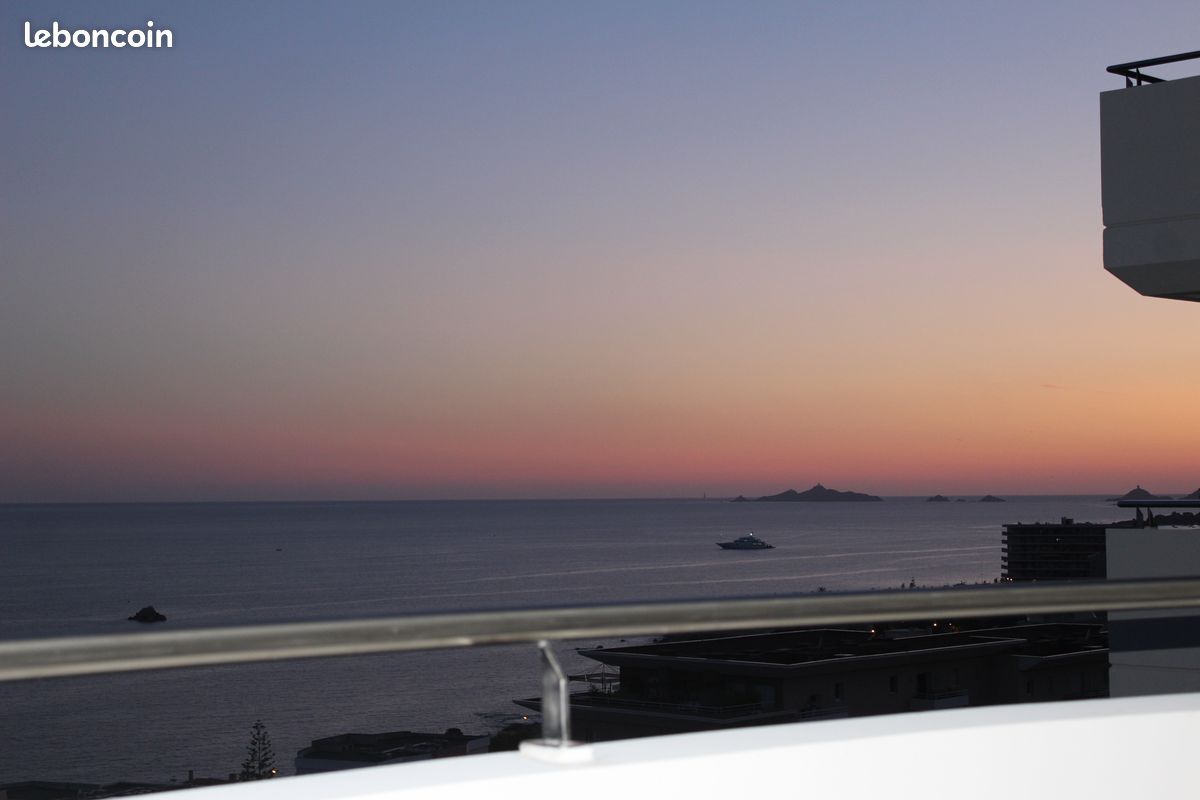 Appartement 2 pièces 55 m² · à Ajaccio · 55 m² · 389 000 €