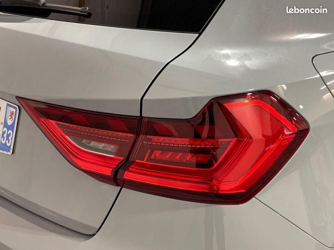 Audi A1 sportback 30 TFSI 116 ch S tronic 7 S line (image 30)