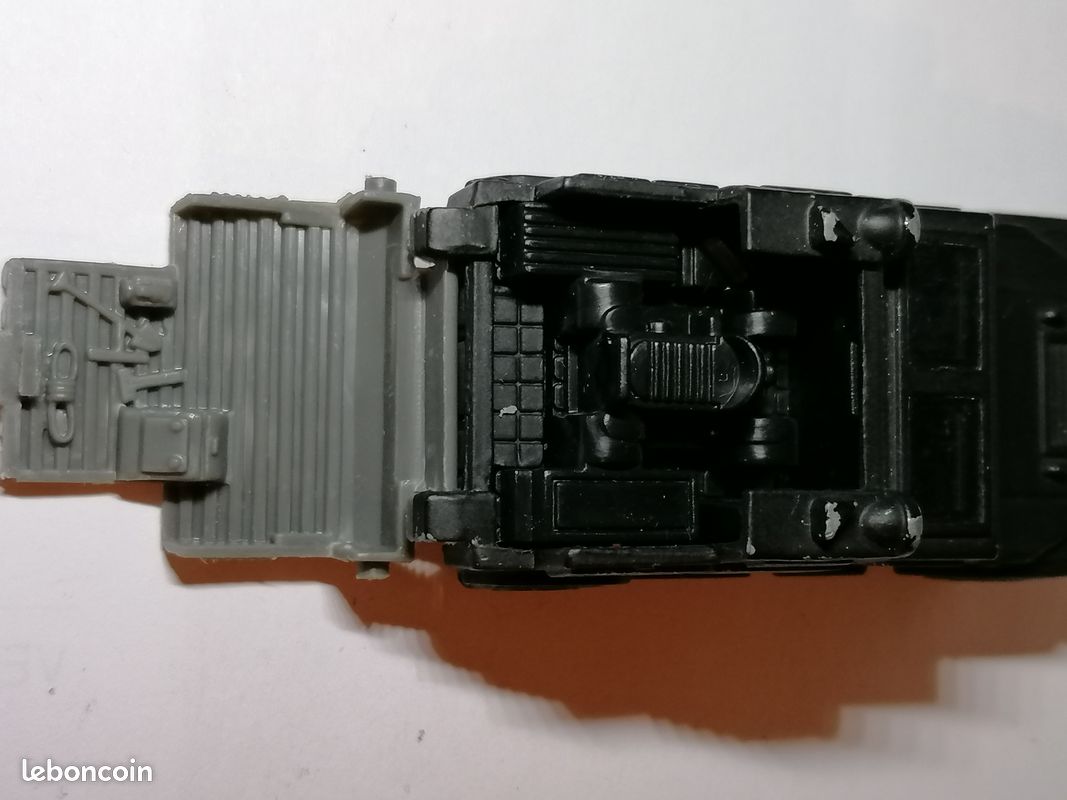 Hummer Matchbox au 1/70 Annee 2000 (image 6)