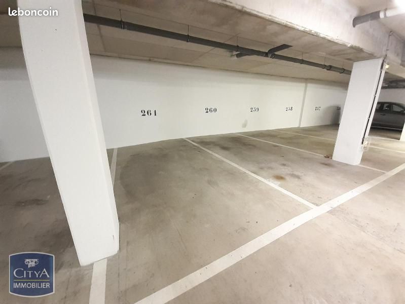 Maison · à Maisons-Alfort · 87 €/mois