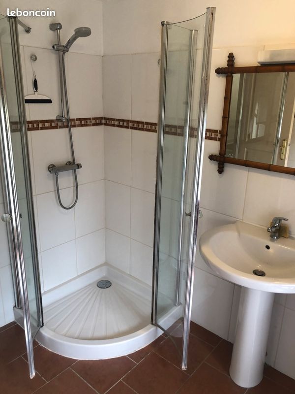 Local commercial 3 pièces 62 m² · à Roubaix · 62 m² · 420 €/mois