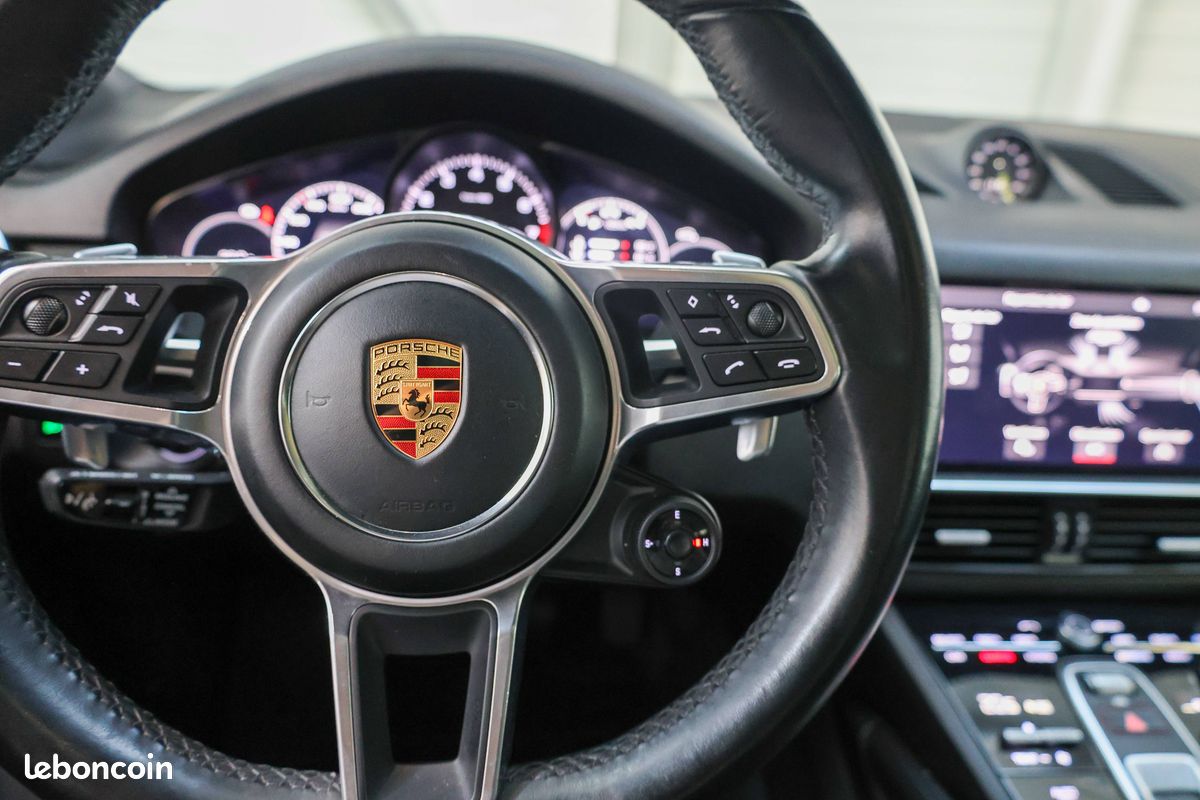 PORSCHE Cayenne Coupe E-Hybrid 4.0 V8 680 ch Tiptronic BVA Turbo S (image 10)