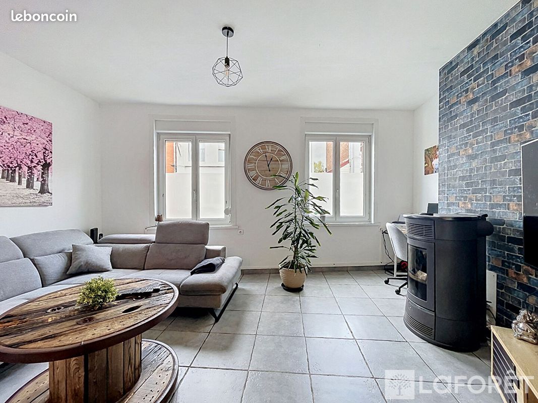 Maison 6 pièces 140 m² · à Bailleul · 140 m² · 249 000 €