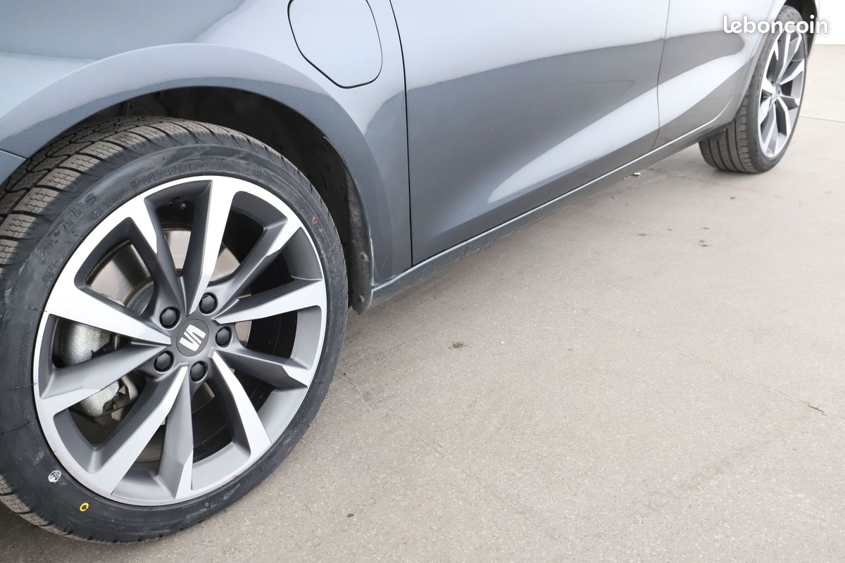 Seat Leon 1.4 TSI e-HYBRID FR DSG6 204 ch (image 27)
