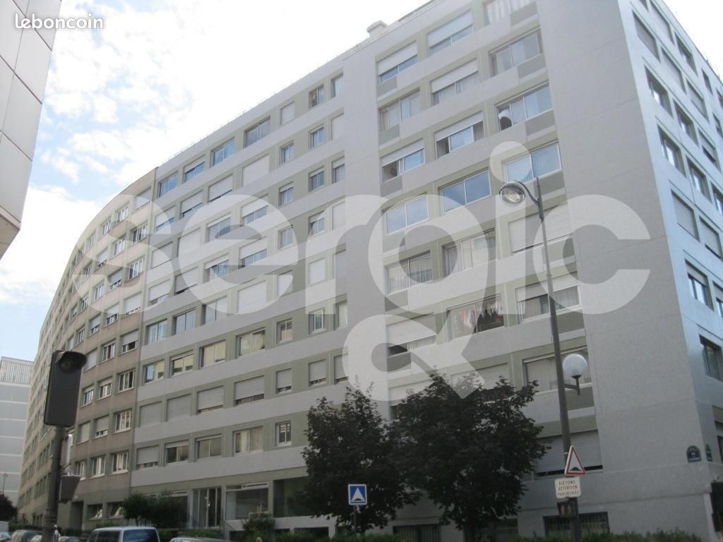 Appartement 2 pièces 45 m² · à Paris · 45 m² · 1 085 €/mois