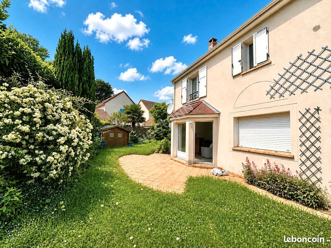 Maison 6 pièces 125 m² · à Luzarches · 125 m² · 380 000 €