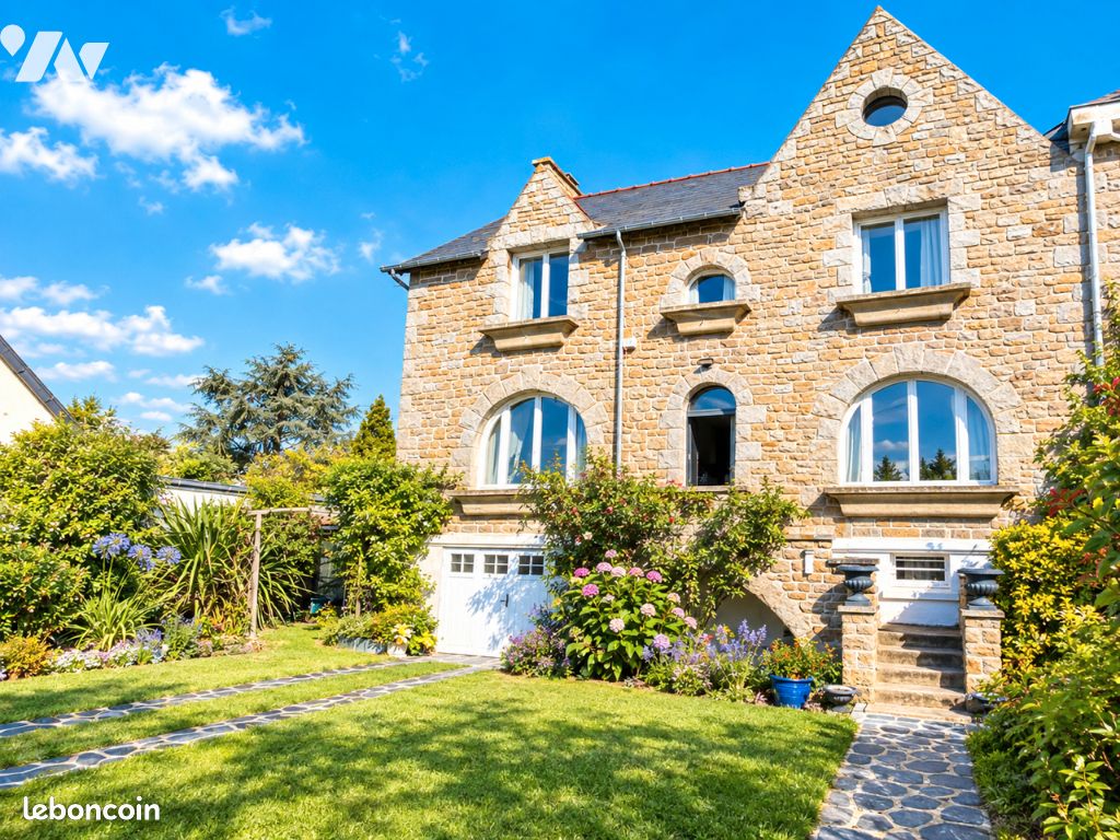 Maison 8 pièces 200 m² · à Rennes · 200 m² · 995 500 €
