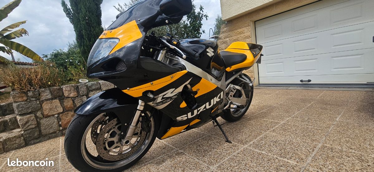 Gsxr 750 2001 (image 2)
