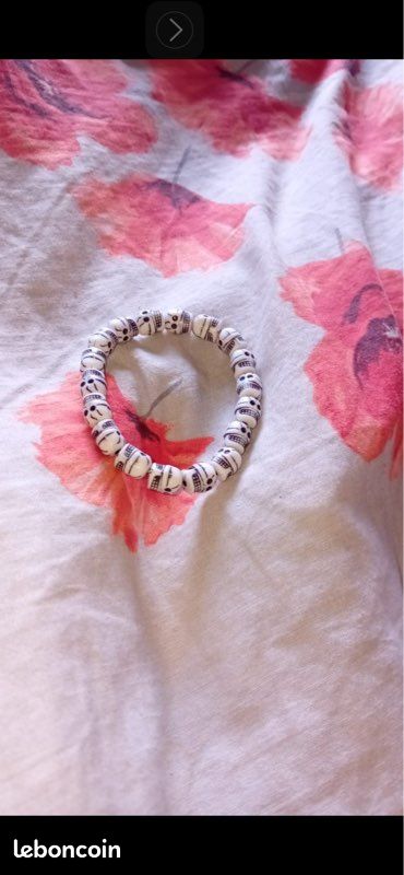 Bracelet tête de mort (image 1)