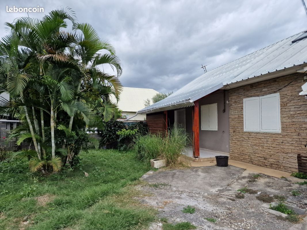 Maison 2 pièces 158 m² · à Saint-Pierre · 158 m² · 400 000 €