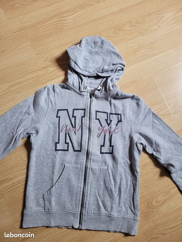 Vêtement sweat taille 14 ans (image 1)