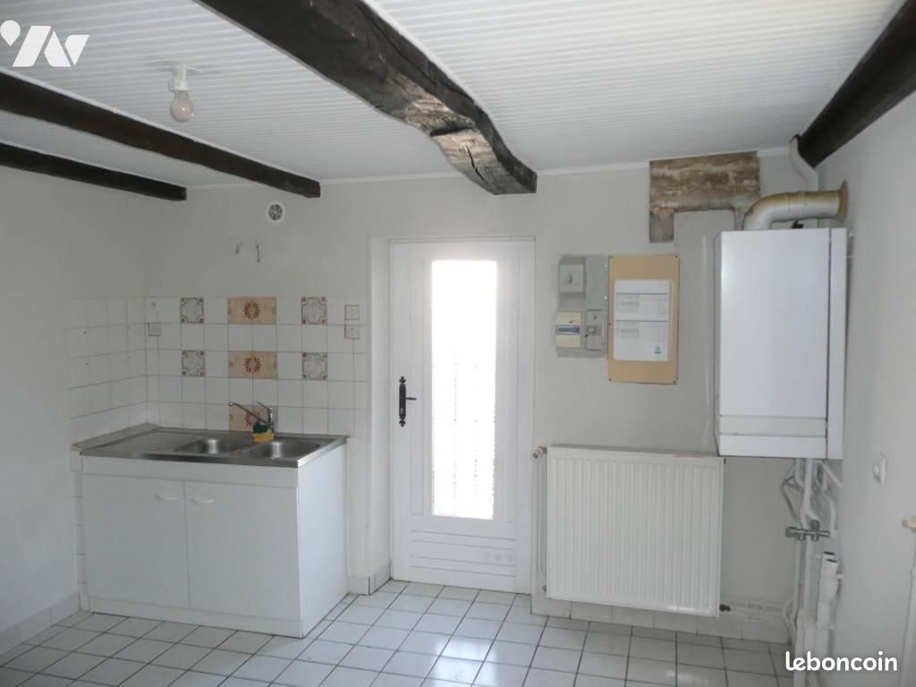 Maison 3 pièces 60 m² · à Damparis · 60 m² · 587 €/mois