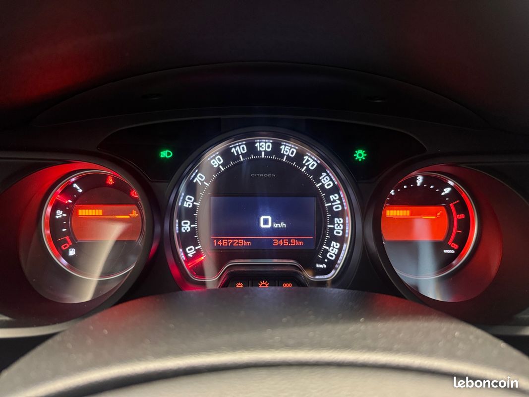 CITROEN C5 III 2.0 BLUE HDI 150 HYDRACTIVE EXCLUSIVE - 150Ch - Garantie 12 mois (image 14)