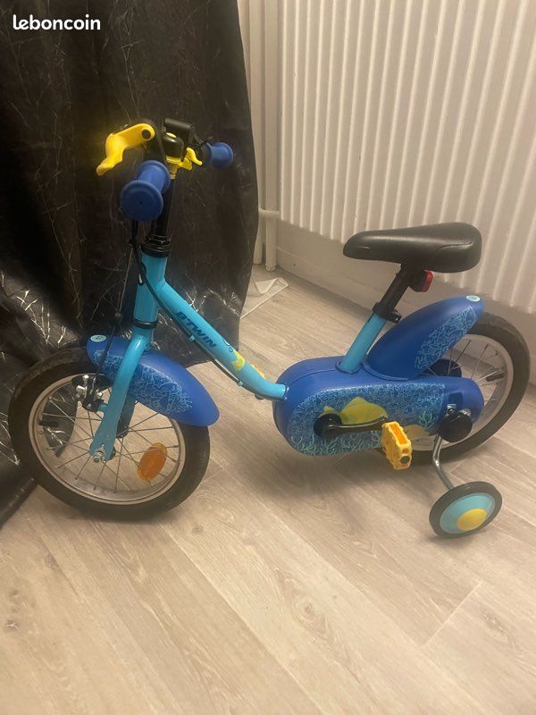 Vélo Btwin Velo A Roulette Ans Vélo à Roulette Enfant Btwin