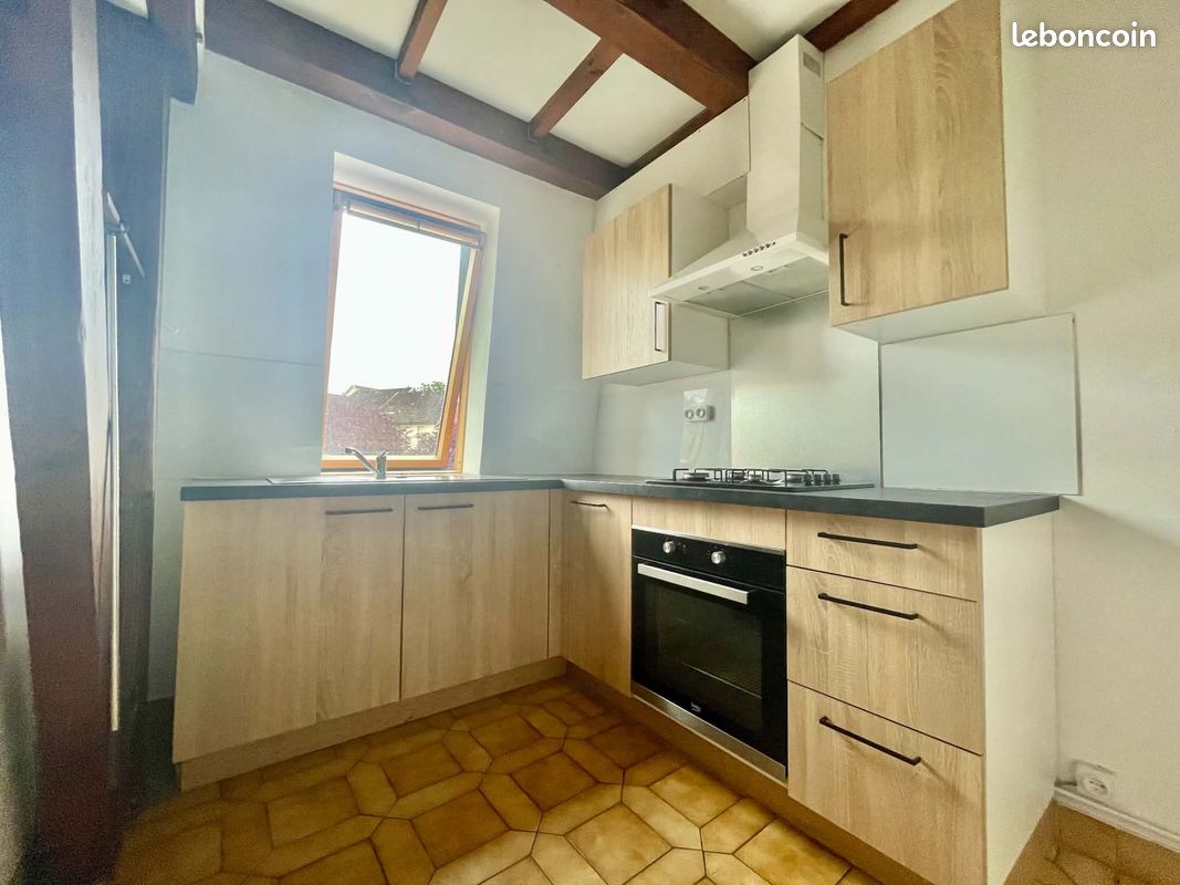 Appartement 3 pièces 50 m² · à Contrexéville · 50 m² · 427 €/mois