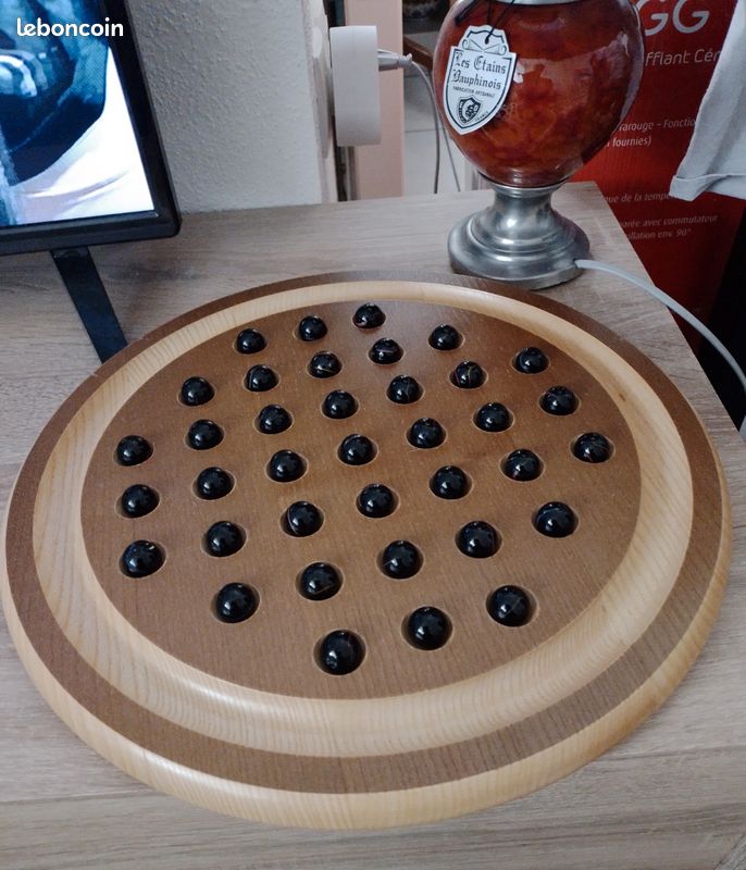 Jeu le solitaire (image 1)