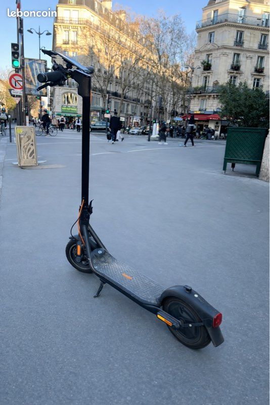 🔥 Trottinette électrique Ninebot F2 Plus – PRIX BAS 🔥 💥 Super affaire  Je vends ma trottinette Ninebot F2 plus (image 1)