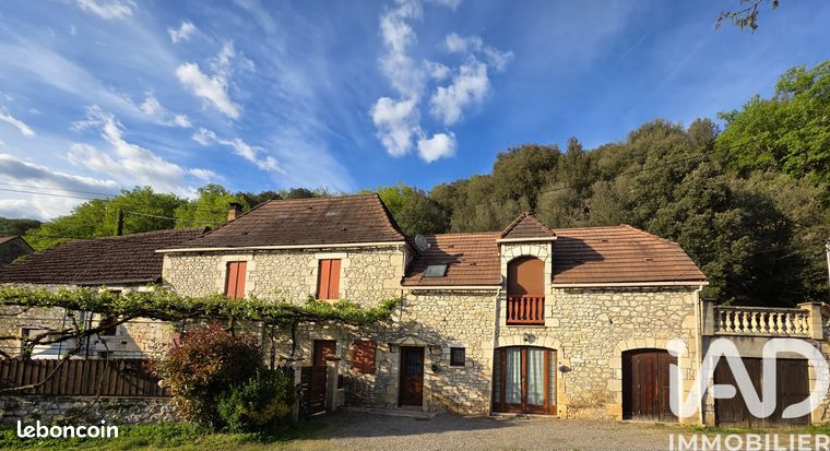 Propriété 5 pièces 149 m²