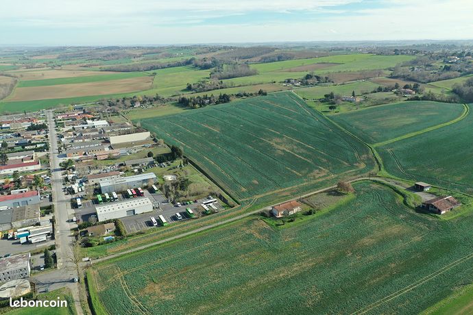 Terrain 1 269 m² Dremil Lafage
