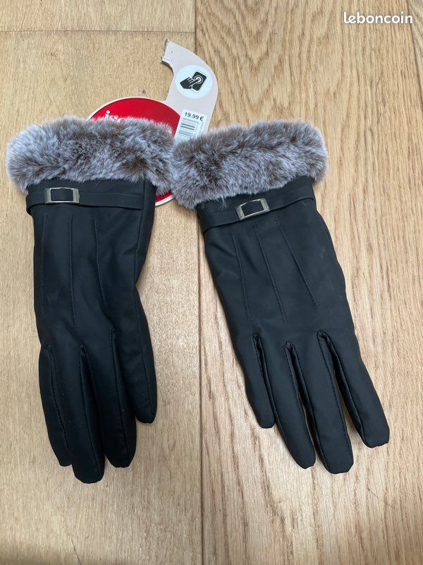 Gants Isotoner Pour Bébé 2-4 Ans – Ultra Doux Avec Doublure Fausse Fourrure – Cordon Anti-Perte – Maille Grise Patch Chien