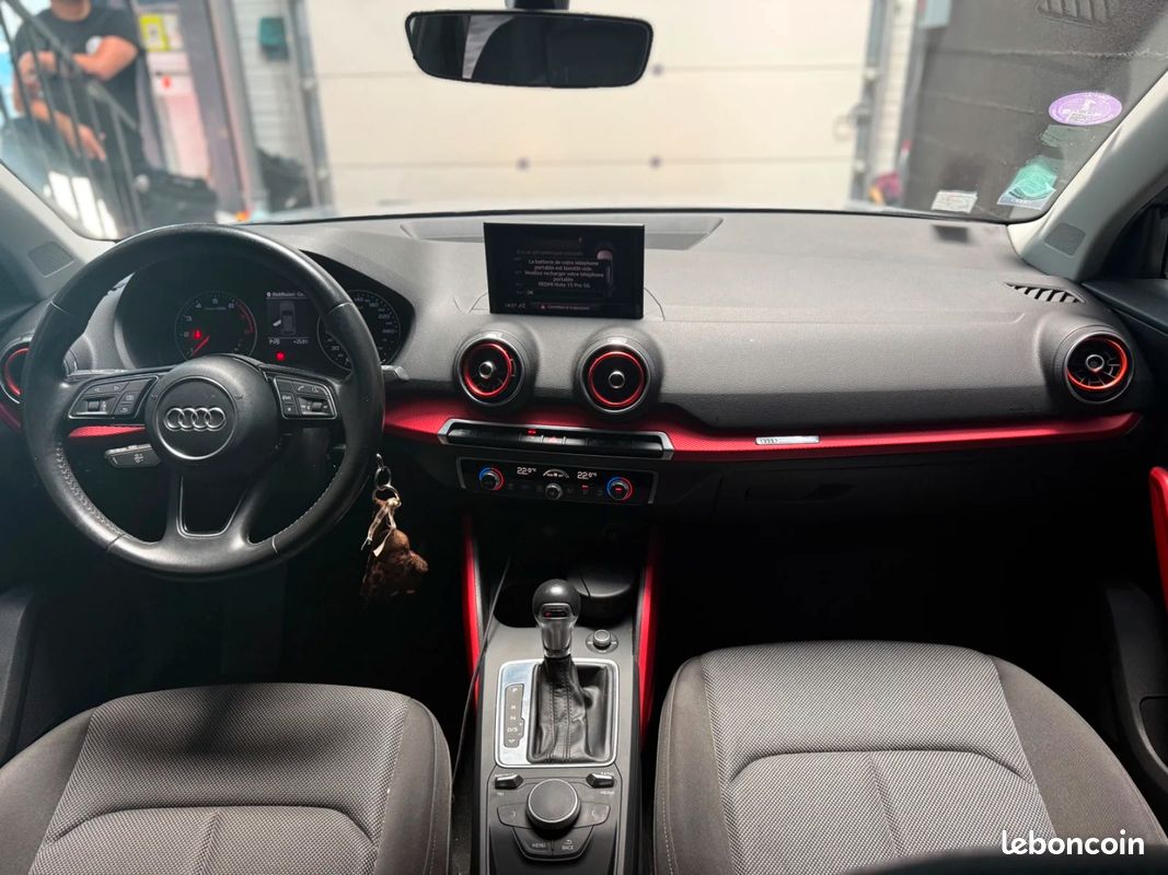 AUDI Q2 Q2 1.4 TFSI COD 150 ch S tronic 7 Design (image 12)