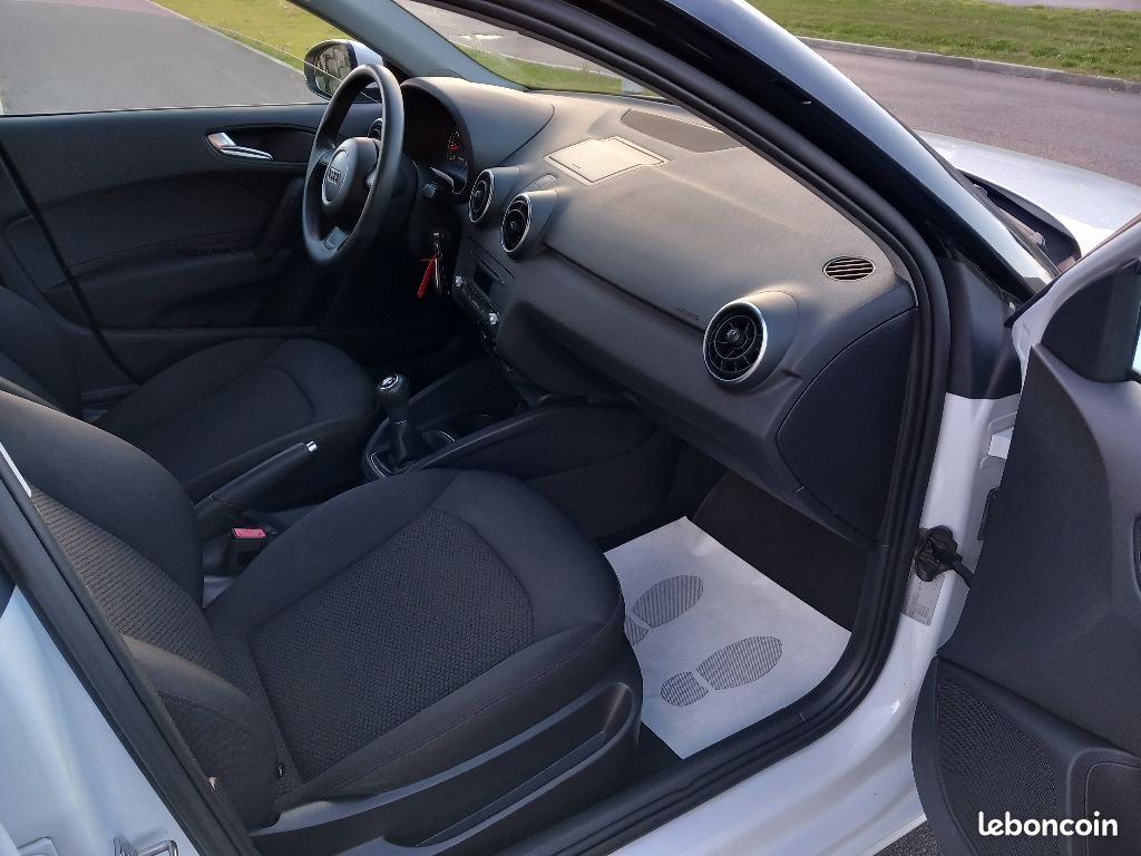 Audi A1 sportback 1.2 TFSI 86 Ambition Luxe (image 6)