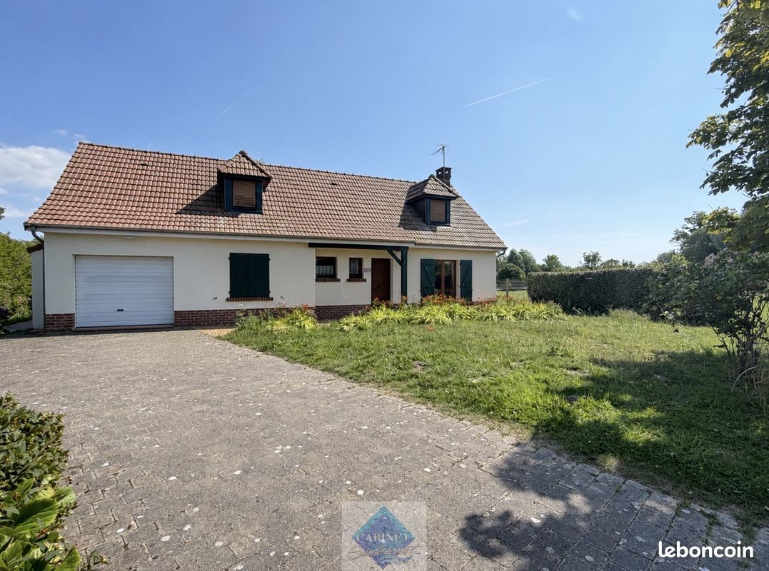 Maison 6 pièces 118 m² · à Favières · 118 m² · 348 000 €
