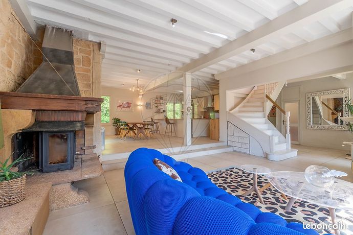 Maison 7 pièces 230 m² — 8