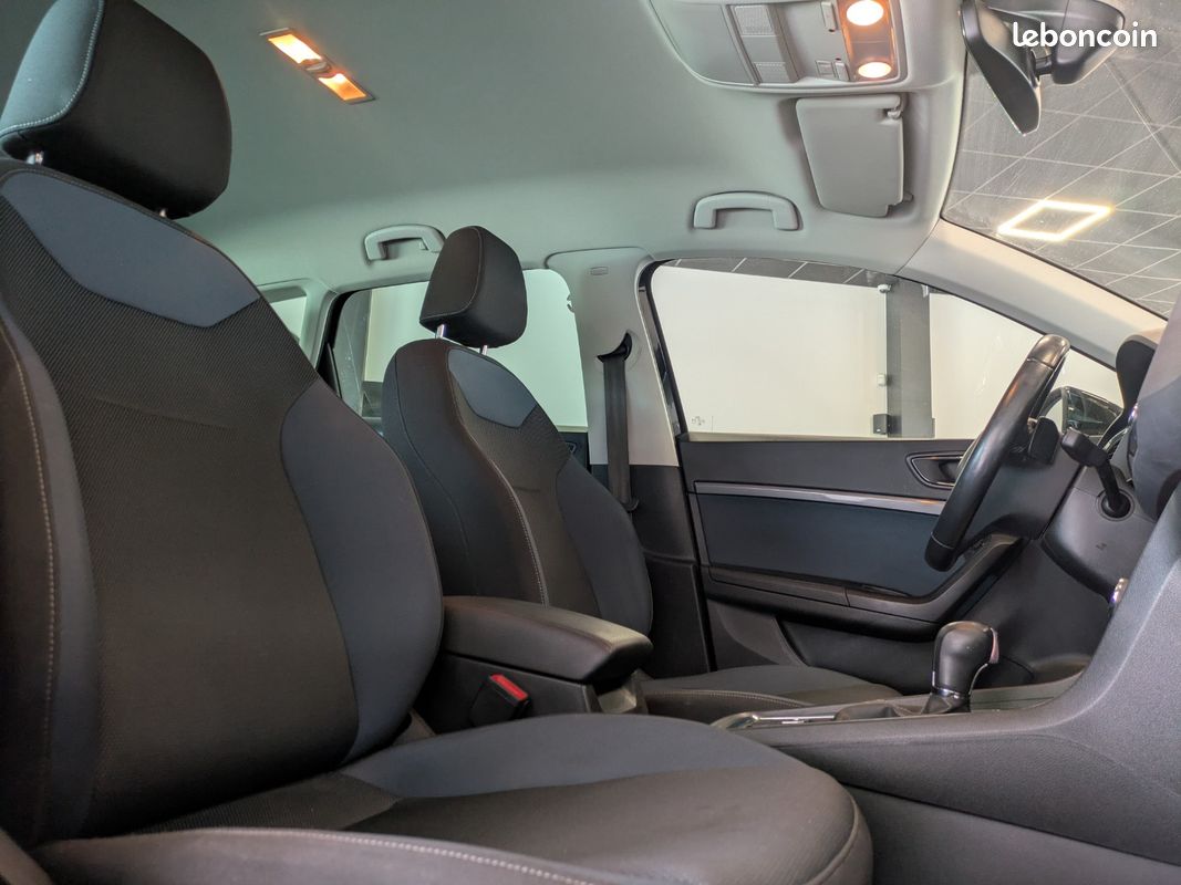 SEAT ATECA 1.5 TSI 150cv ACT Start/Stop DSG7 Style / GPS / Caméra de recul / CarPlay (image 5)