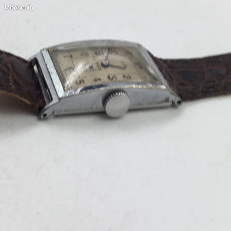 MONTRE CHURCHILL T18 RECTANGLE DOREE CUIR MARRON MONTRE CHURCHILL T18 RECTANGLE DOREE CUIR MARRON