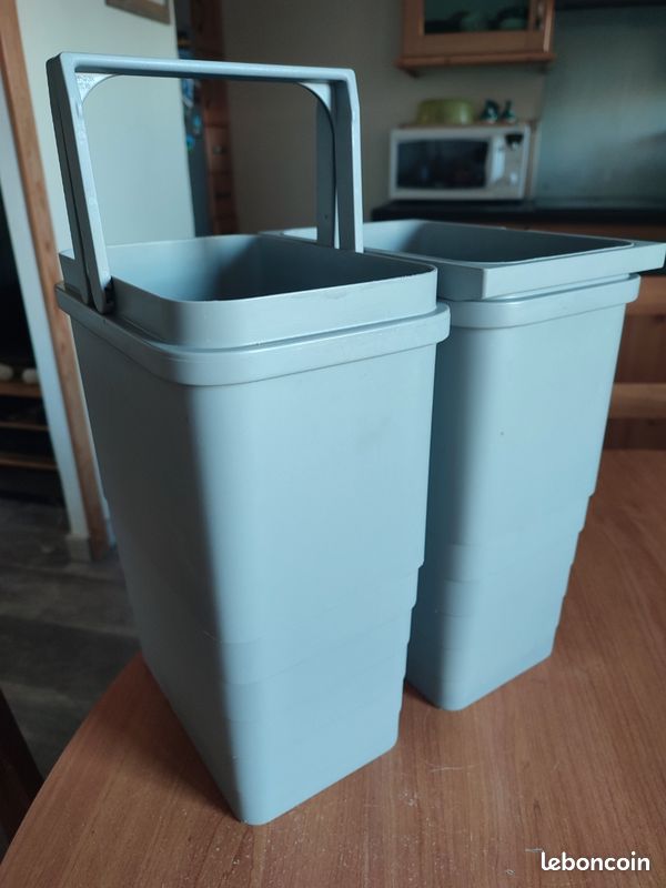 Poubelles (image 1)