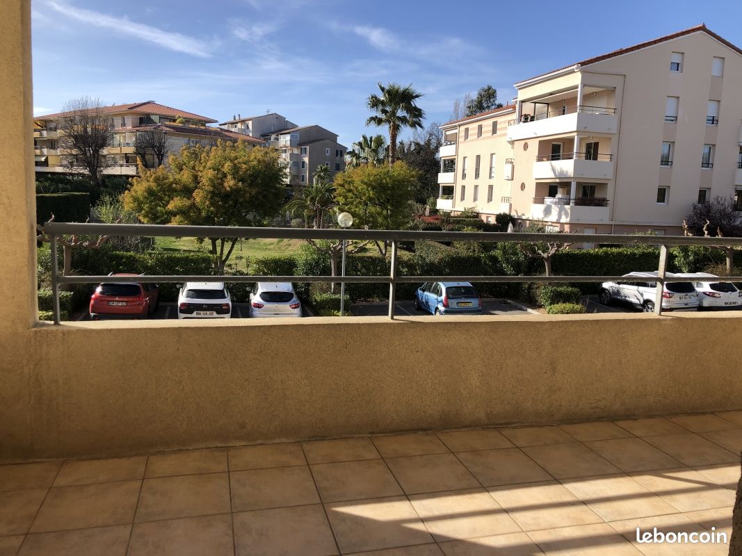 Appartement 2 pièces 46 m² · à Fréjus · 46 m² · 755 €