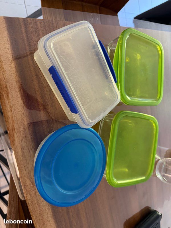 Lot de 4 Tupperware (image 1)