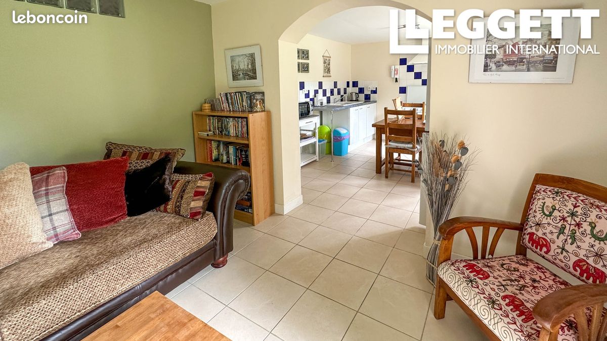 Maison 8 pièces 153 m² - Val-de-Cognac 16370 Saint-Sulpice-de-Cognac (image principale 8)