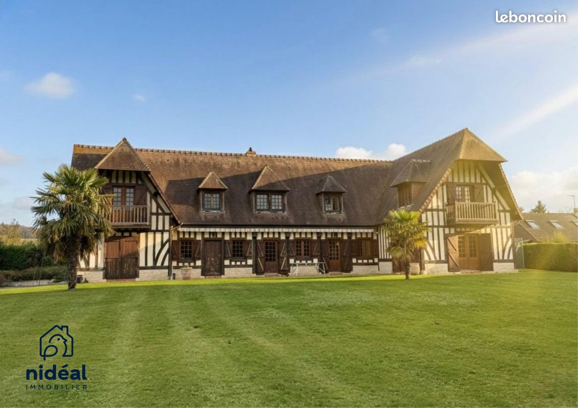 Maison 7 pièces 277 m² · à Autheuil-Authouillet · 277 m² · 690 000 €
