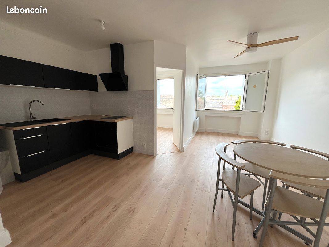 Appartement 3 pièces 46 m² · à Villeneuve-sur-Lot · 46 m² · 490 €/mois