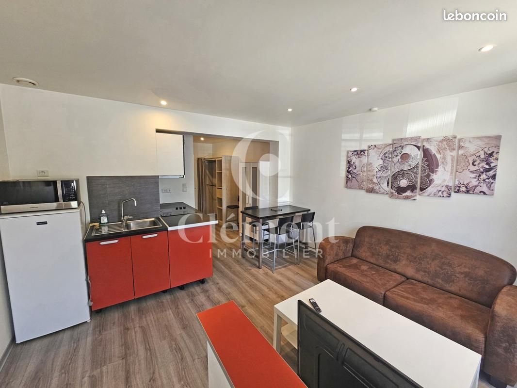 Appartement 30 m² · à Pont-Saint-Esprit · 30 m² · 470 €/mois