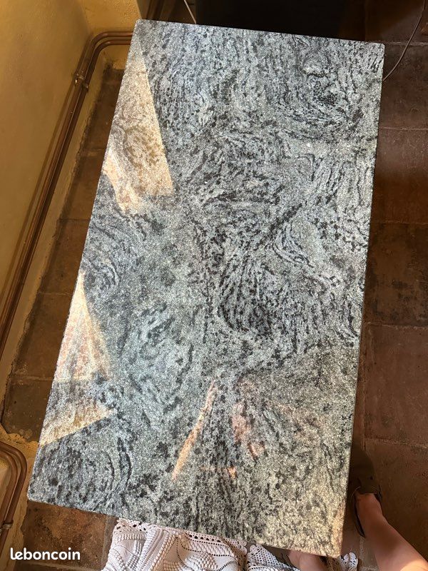 Urgent Table basse en marbre (image 2)