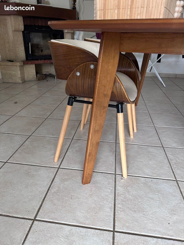 Table et chaises (image 3)