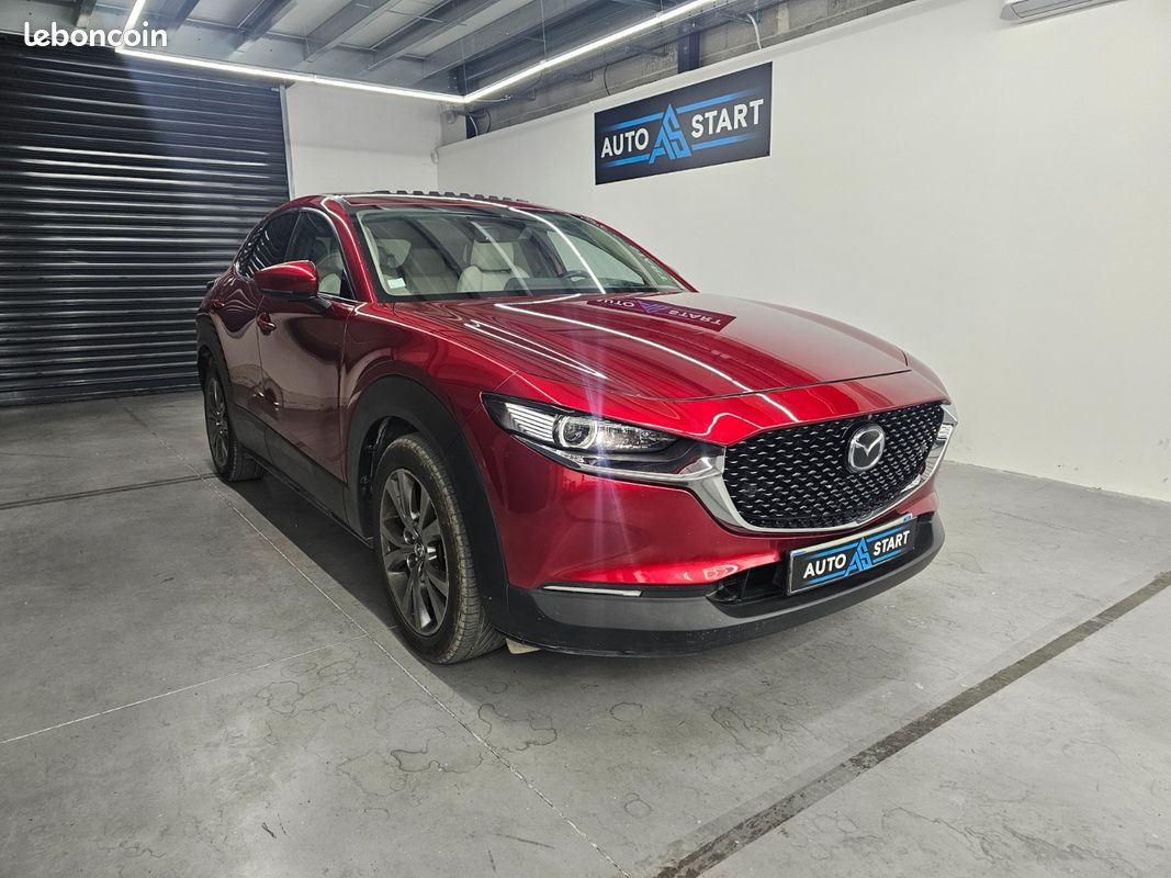 MAZDA CX-30 Exclusive 4x2 toit ouvrant / appel carPlay et Android auto / feux et essuis glace automatique / regulateur adaptatif / affichage tete auto / sièges et volant électrique chauffant (image 1)