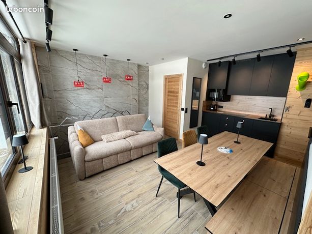 Atypique TIGNES Val Claret refait intégralement à neuf appartement 2 chambres 6/8 convives