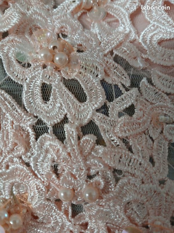 Robe cérémonie (image 2)