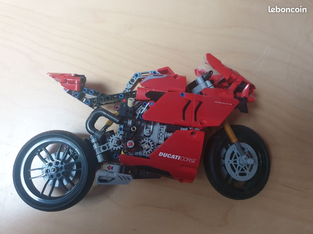 Lego technic ducati panigale (image 3)
