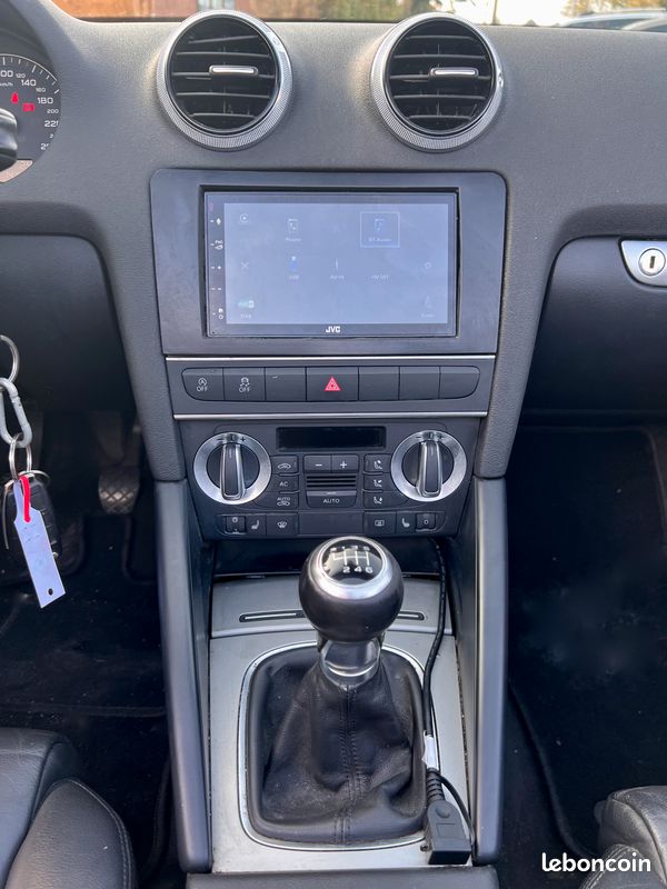 Audi a3 cabriolet 1.2i 105 ch / boite 6 v full options / ct ok et garantie (image 10)
