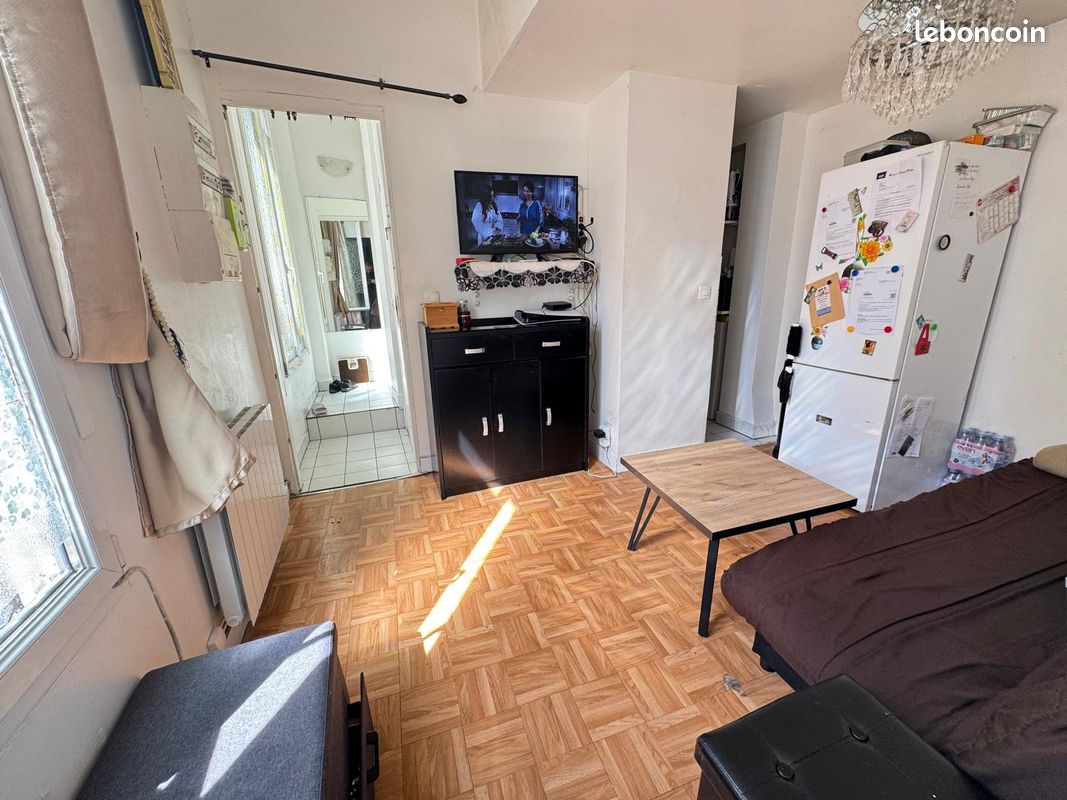 Appartement 2 pièces 38 m² · à Paris · 38 m² · 215 000 €