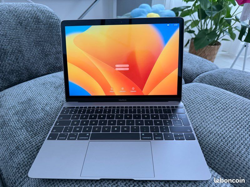 MacBook Retina 12” 2017 – 8 Go RAM – SSD 256 Go – Très bon état (image 2)
