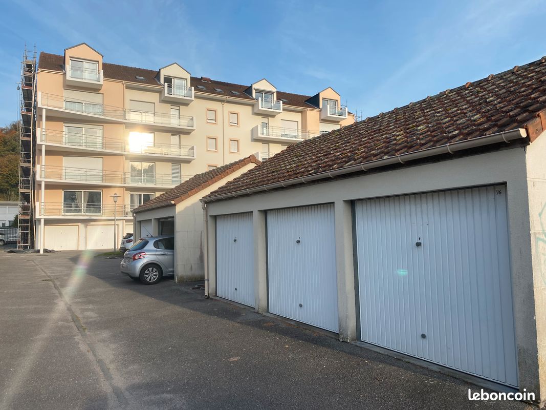 Parking 2 pièces 38 m² · à Lillebonne · 38 m² · 597 €