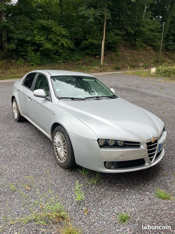 Alfa 159 (image 3)