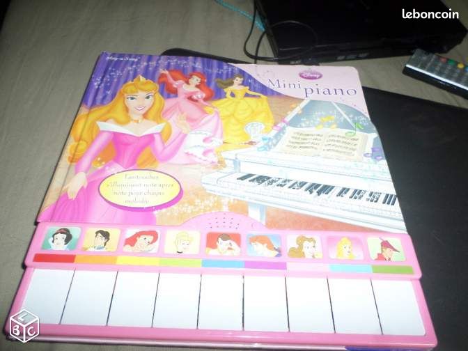 Livre disney princesse musical (image 1)
